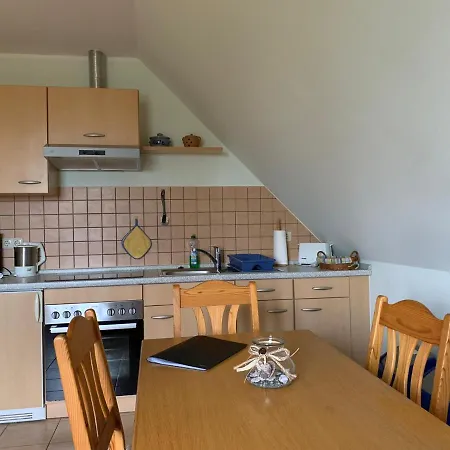 Ferienvermietung Familie Jensen * Tetenbull